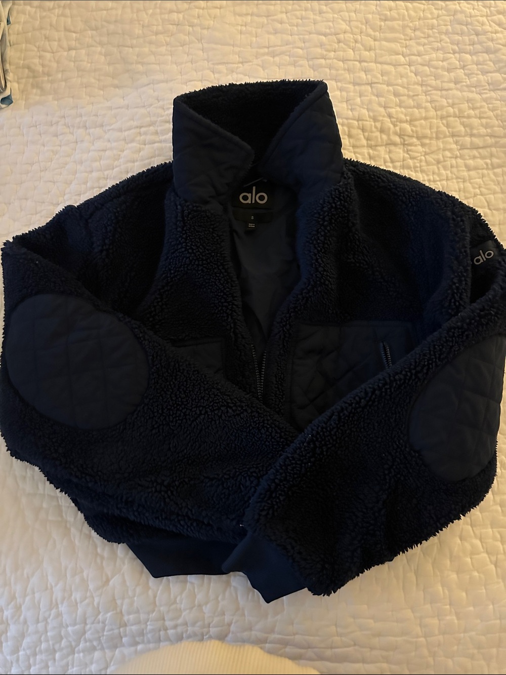 ALO Yoga Navy cropped Sherpa Jacket